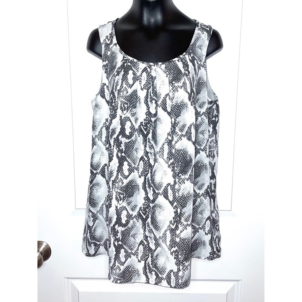 Apt 9 blouse